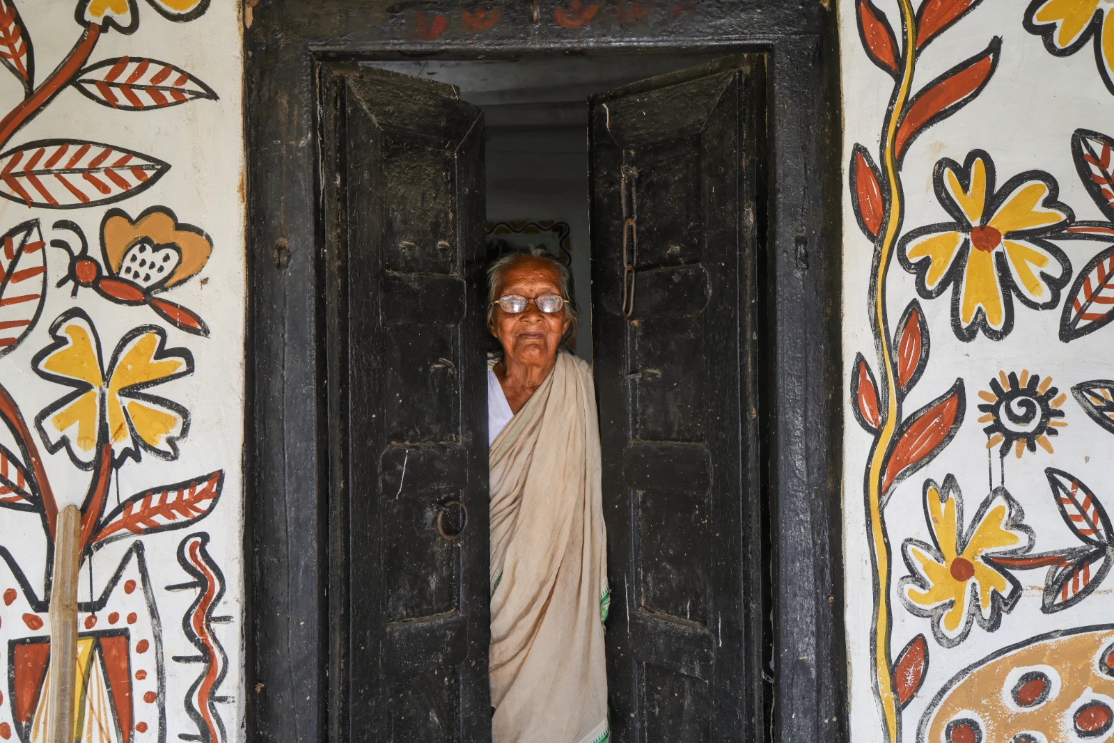 THE PAINTED VILLAGE OF LABANDHAR