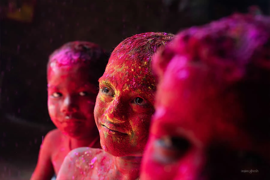 Photographer Anjan Ghosh Captures the Joy of Children Celebrating Holi in a Rural Bengal Village